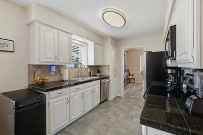 328 Lakewood Court, Coppell, TX 75019 - Photo 18