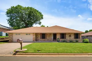 2602 Blue Quail Dr, Arlington, TX 76017 - Photo 1