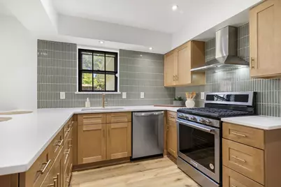 3060 Timberview Road, Dallas, TX 75229 - Photo 8