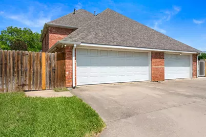 324 N Tolbert Avenue, Sherman, TX 75092 - Photo 26