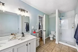329 Daisy Ln, Burleson, TX 76028 - Photo 12