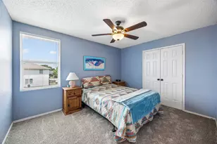 329 Daisy Ln, Burleson, TX 76028 - Photo 8