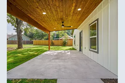 4004 Pueblo Court, Granbury, TX 76048 - Photo 8