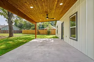 4004 Pueblo Ct, Granbury, TX 76048 - Photo 8