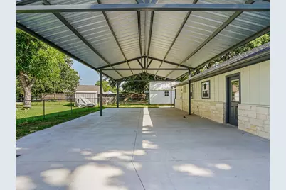 4004 Pueblo Court, Granbury, TX 76048 - Photo 4