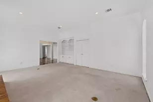 705 Bent Creek Dr, DeSoto, TX 75115 - Photo 4
