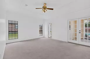 705 Bent Creek Dr, DeSoto, TX 75115 - Photo 12