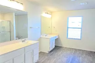 1004 Waverly Dr, Van Alstyne, TX 75495 - Photo 14