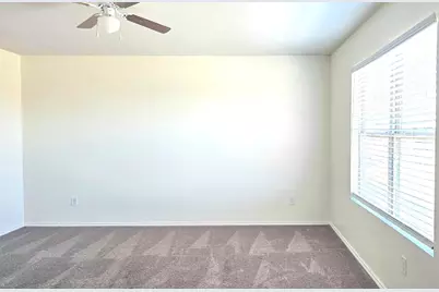 1004 Waverly Drive, Van Alstyne, TX 75495 - Photo 8