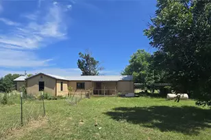 148 Whispering Oaks, Mineral Wells, TX 76067 - Photo 18