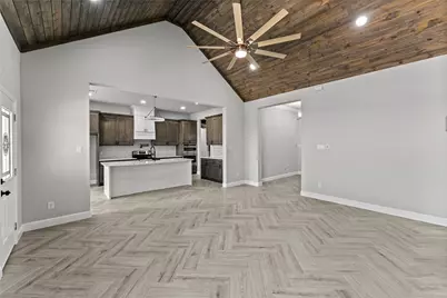 8806 County Road 1229, Godley, TX 76044 - Photo 6