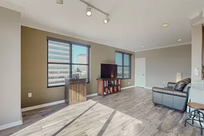 330 Las Colinas Boulevard E #920, Irving, TX 75039 - Photo 8