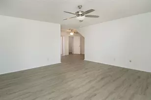 636 Timberline Dr, Hurst, TX 76053 - Photo 4