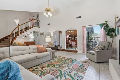 1605 Celeste Court, Arlington, TX 76012 - Photo 10