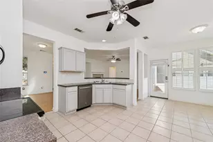 10110 Lakeview Dr, Providence Village, TX 76227 - Photo 14