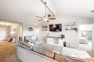 148 Cattlemans Crk Rd W, Newark, TX 76071 - Photo 8