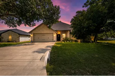 4016 Cherokee Court, Granbury, TX 76048 - Photo 1