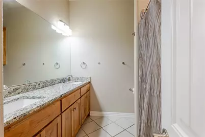 4016 Cherokee Court, Granbury, TX 76048 - Photo 32