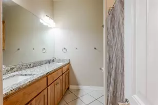 4016 Cherokee Ct, Granbury, TX 76048 - Photo 32