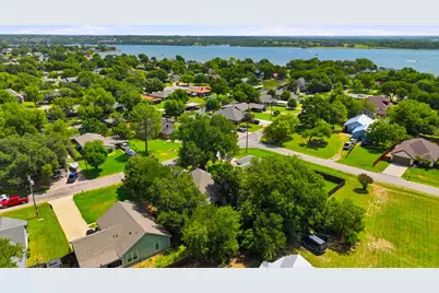 4016 Cherokee Court, Granbury, TX 76048 - Photo 6