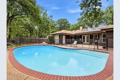 200 Timberlane Terrace, Euless, TX 76039 - Photo 32