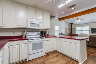 1110 Jones Road, Weatherford, TX 76088 - Photo 16