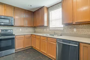 812 Sheryn Dr, Burleson, TX 76028 - Photo 14