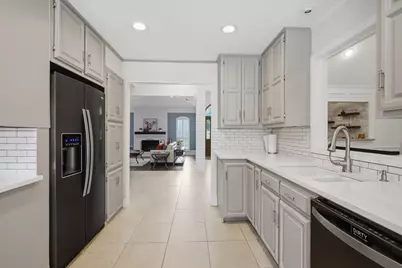1901 Shadow Trail, Plano, TX 75075 - Photo 10