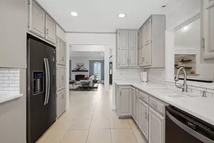 1901 Shadow Trail, Plano, TX 75075 - Photo 10