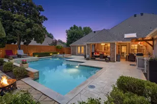 1901 Shadow Trail, Plano, TX 75075 - Photo 2