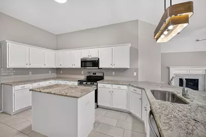 10317 Hunter Run, Frisco, TX 75035 - Photo 6