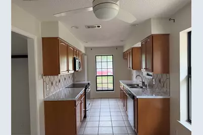 1716 Rosemeade Circle, Carrollton, TX 75007 - Photo 16