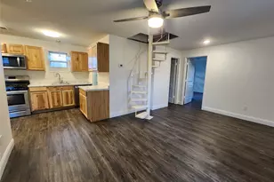1824 Willowwood St, Denton, TX 76205 - Photo 2