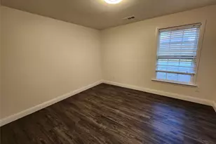 1824 Willowwood St, Denton, TX 76205 - Photo 8