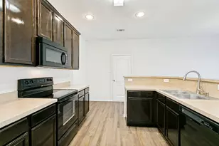 2005 Myers Ct, Providence Village, TX 76227 - Photo 10