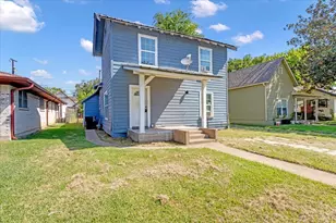 917 W Crawford St, Denison, TX 75020 - Photo 2