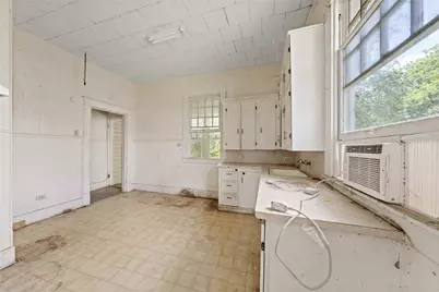2217 Ross Avenue, Waco, TX 76706 - Photo 16
