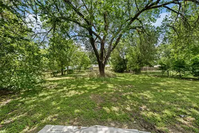 2217 Ross Avenue, Waco, TX 76706 - Photo 30