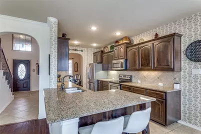 10948 Abbeyglen Court, Fort Worth, TX 76052 - Photo 8