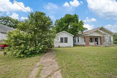 2221 Ross Avenue, Waco, TX 76706 - Photo 1