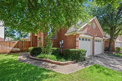 340 Arbor Court, Euless, TX 76039 - Photo 2