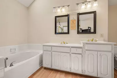 340 Arbor Court, Euless, TX 76039 - Photo 24
