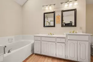 340 Arbor Ct, Euless, TX 76039 - Photo 24