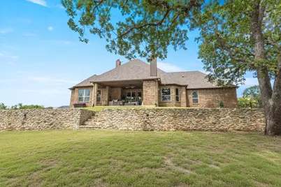108 Oak Creek Drive, Springtown, TX 76082 - Photo 32