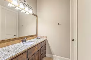 108 Oak Creek Dr, Springtown, TX 76082 - Photo 24