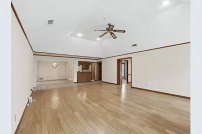 10211 Shadow Way, Dallas, TX 75243 - Photo 10