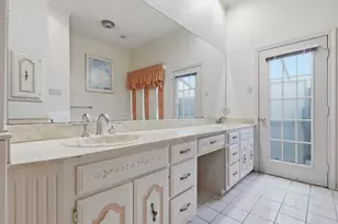 10211 Shadow Way, Dallas, TX 75243 - Photo 20