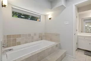 6818 Truxton Dr, Dallas, TX 75231 - Photo 18