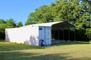 837 Beach Rd, Bowie, TX 76230 - Photo 18