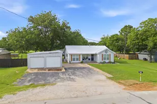 308 W 1st St, Springtown, TX 76082 - Photo 34